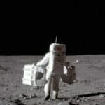 Perché non possiamo vedere le stelle sulla luna ?