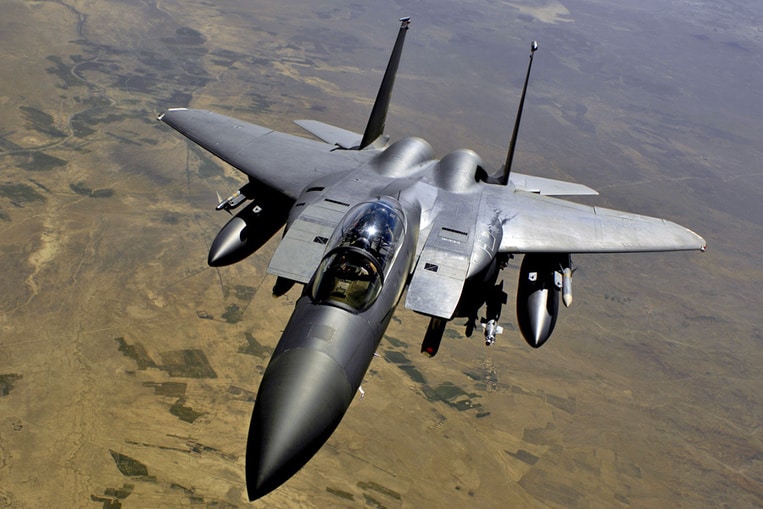 McDonnell Douglas F-15 Eagle (Velocità massima: 3017 km/h)