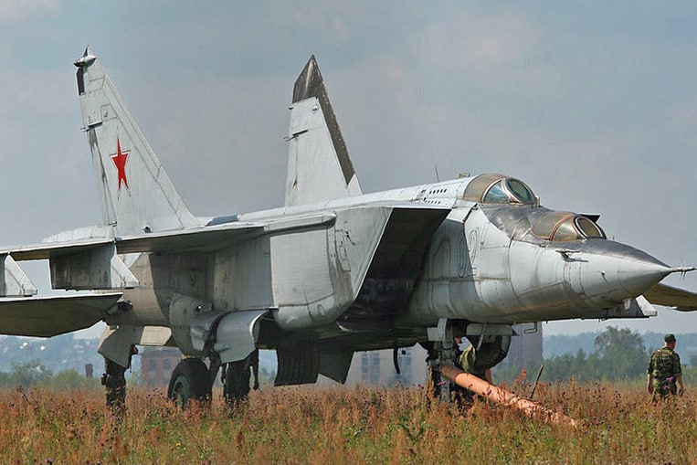 Mikoyan MiG-25 (Velocità massima: 3494 km/h)